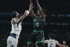 关于塔图姆爆冷击败独行侠，关键助攻引爆全场！的信息