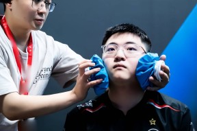 包含Uzi在尤文图斯比赛中势不可挡，连败引发热议！的词条